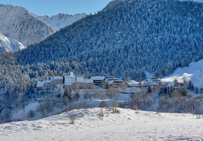 Appartement à Genos - À 80m des pistes, bel appartement pour 15 Appartement à Genos - À 80m des pistes, bel appartement pour 15