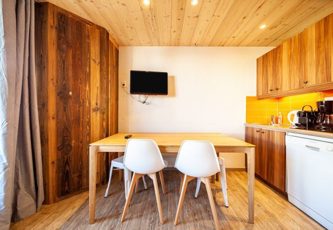 Appartement à Huez - Appartement pour 5 - résidence avec piscine et spa Appartement à Huez - Appartement pour 5 - résidence avec piscine et spa