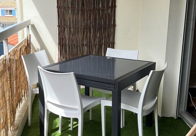 Appartement à Saint-Gilles-Croix-de-Vie - Charmant appartement pour 4 à 300m de la plage Appartement à Saint-Gilles-Croix-de-Vie - Charmant appartement pour 4 à 300m de la plage