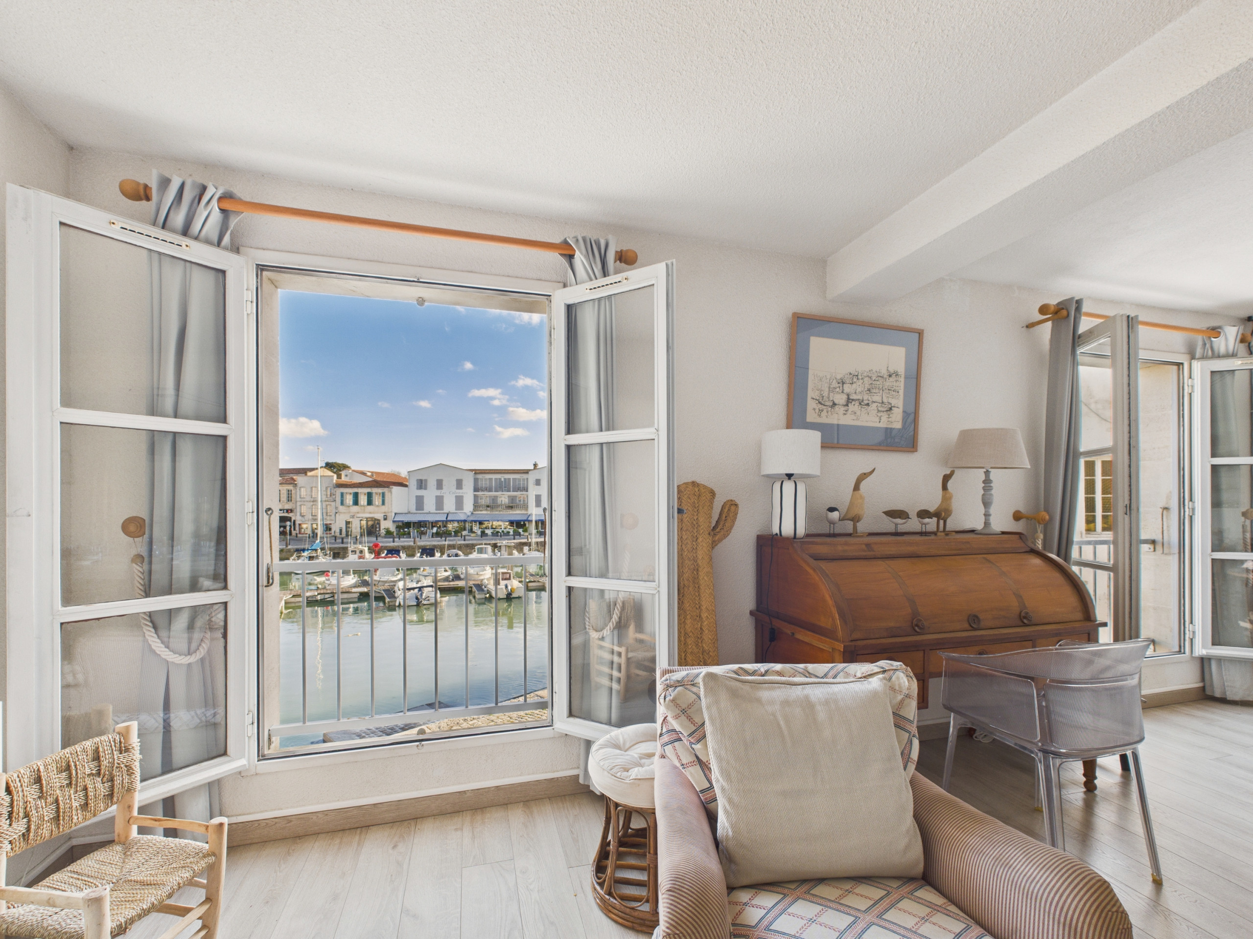  à Saint-Martin-de-Ré - Au coeur du port, vue unique, appartement pour 6