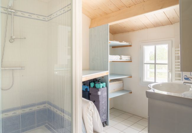 Maison à L'Epine - Maison pour 6 - Piscine - 750m de la plage Maison à L'Epine - Maison pour 6 - Piscine - 750m de la plage