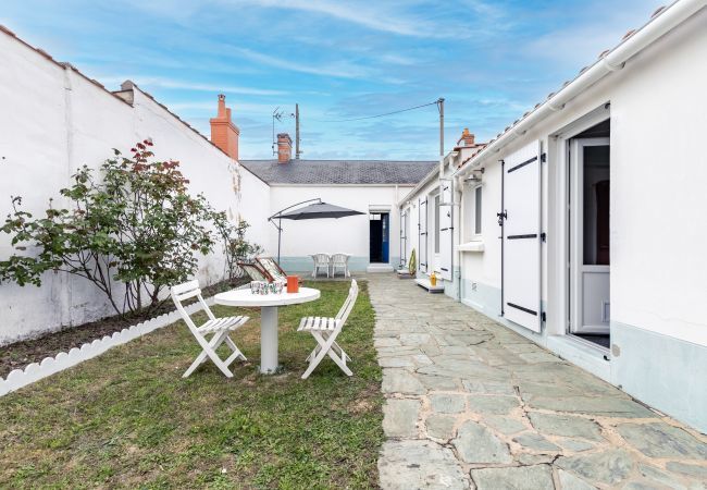 Maison à Saint-Gilles-Croix-de-Vie -  Maison à Saint-Gilles-Croix-de-Vie -