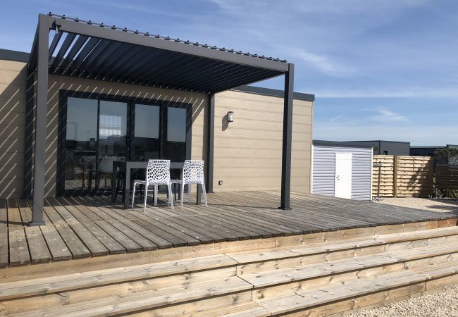 Chalet à Bretignolles-sur-Mer - Vacances à 6 dans un domaine avec piscine chauffée Chalet à Bretignolles-sur-Mer - Vacances à 6 dans un domaine avec piscine chauffée