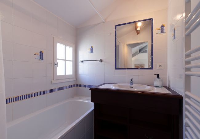 Maison à Saint-Hilaire-de-Riez - À 800m de la plage, maison pour 6 avec piscine Maison à Saint-Hilaire-de-Riez - À 800m de la plage, maison pour 6 avec piscine