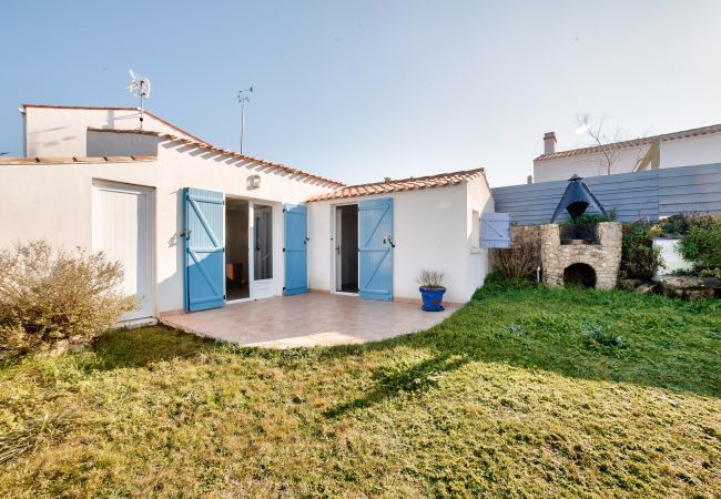 Maison à La Guérinière - 200m de la plage, jardin, 6 adultes 2 enfants Maison à La Guérinière - 200m de la plage, jardin, 6 adultes 2 enfants