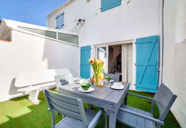 Maison à La Guérinière - 600m de la plage - Maison pour 5 - Terrasse