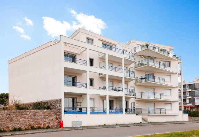 Appartement à Erquy - Face mer à 85m plage - appart 2 adultes 2 enfants Appartement à Erquy - Face mer à 85m plage - appart 2 adultes 2 enfants