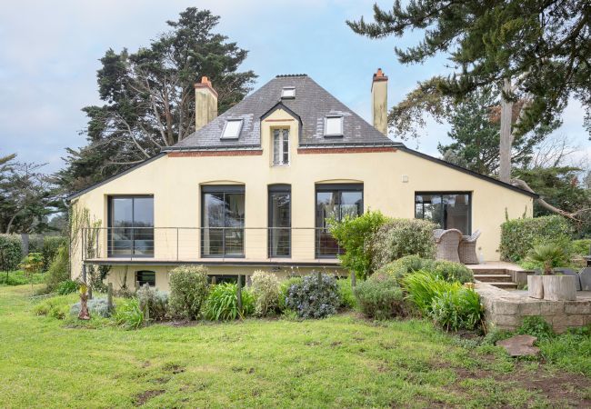 Maison à Arzon - Maison familiale pour 8 avec vue sur le Golfe Maison à Arzon - Maison familiale pour 8 avec vue sur le Golfe