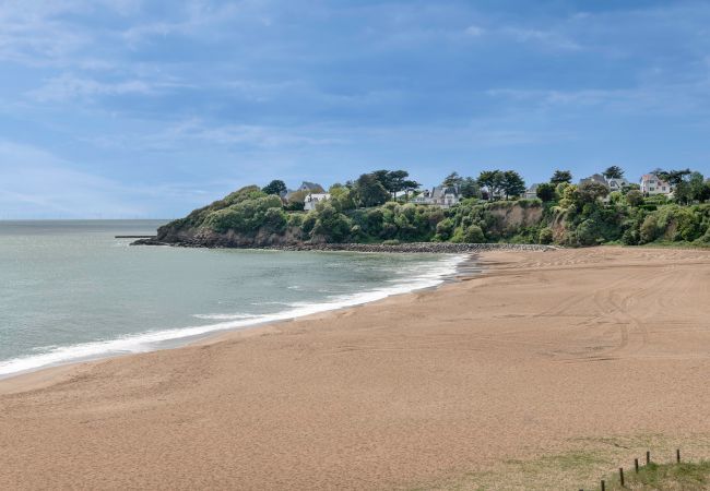 Maison à Saint-Nazaire - Piscine ! Maison pour 9 Maison à Saint-Nazaire - Piscine ! Maison pour 9