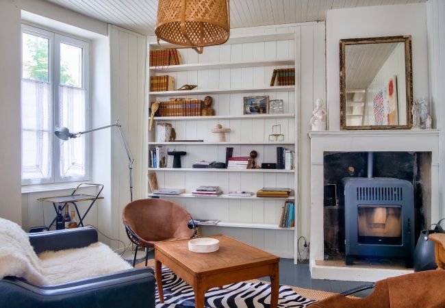 Maison à Saint-Martin-de-Ré - Jolie maison pour 4, aux portes de St Martin de Ré Maison à Saint-Martin-de-Ré - Jolie maison pour 4, aux portes de St Martin de Ré