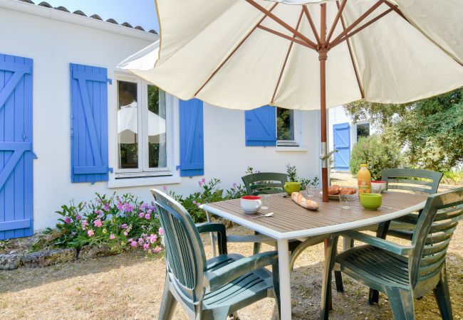 Maison à La Guérinière - Maison pour 4- Jardin - 600m de la plage Maison à La Guérinière - Maison pour 4- Jardin - 600m de la plage