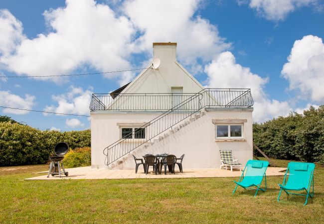 Maison à Plovan - Maison rustique pour 4 adultes et 2 enfants 