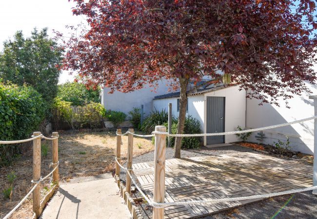 Maison à La Barre-de-Monts - Maison pour 7 à 100m de la plage - Jardin  Maison à La Barre-de-Monts - Maison pour 7 à 100m de la plage - Jardin