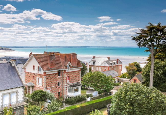 Appartement à Pléneuf-Val-André - Séjour avec vue mer à Pléneuf-Val-André Appartement à Pléneuf-Val-André - Séjour avec vue mer à Pléneuf-Val-André