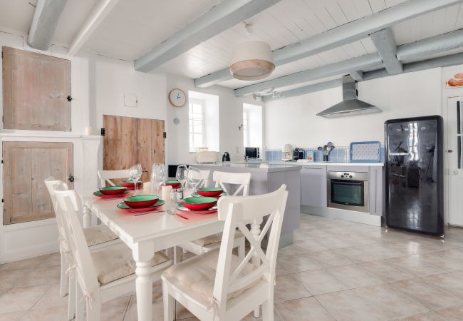 Maison à La Flotte - Maison Rétaise pour 6 à La Flotte en Ré Maison à La Flotte - Maison Rétaise pour 6 à La Flotte en Ré