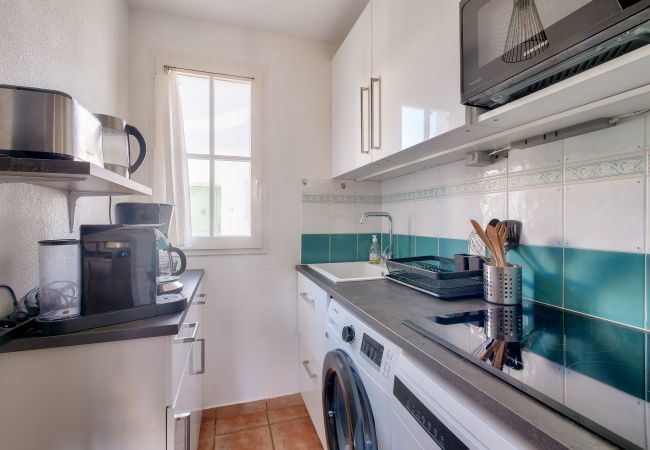 Maison à Ars-en-Ré - Séjour pour 4 avec piscine, proche Thalasso Maison à Ars-en-Ré - Séjour pour 4 avec piscine, proche Thalasso