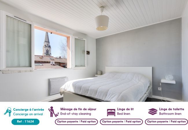 Maison à Arès - 950m de la plage - Maison pour 10 avec piscine Maison à Arès - 950m de la plage - Maison pour 10 avec piscine