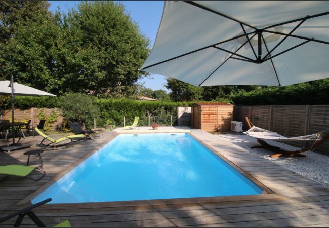 Maison à Andernos-les-Bains - Maison pour 6 avec piscine à Andernos-les-Bains Maison à Andernos-les-Bains - Maison pour 6 avec piscine à Andernos-les-Bains