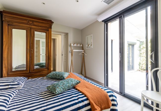 Villa à Andernos-les-Bains - Jardin et confort à 600m de la plage de la Jetée Villa à Andernos-les-Bains - Jardin et confort à 600m de la plage de la Jetée