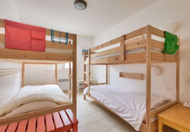 Maison à Arès - 700m plage d'Arès - Jardin et pins, maison pour 4 Maison à Arès - 700m plage d'Arès - Jardin et pins, maison pour 4