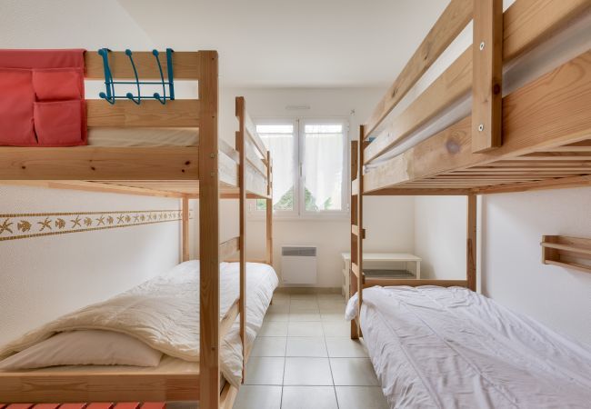 Maison à Arès - 700m plage d'Arès - Jardin et pins, maison pour 4 Maison à Arès - 700m plage d'Arès - Jardin et pins, maison pour 4