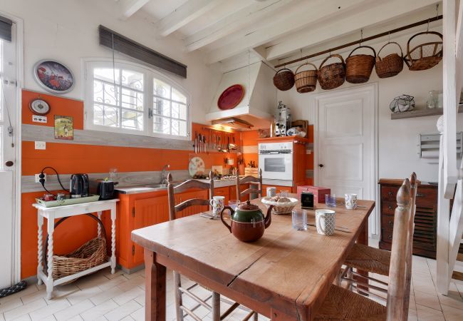 Maison à Arès - À 750m de la plage d'Arès- maison familiale pour 6 Maison à Arès - À 750m de la plage d'Arès- maison familiale pour 6