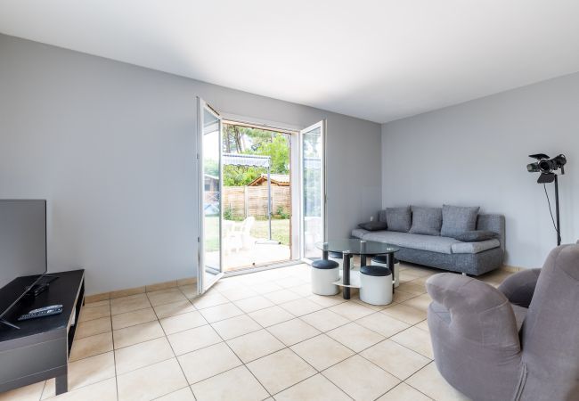 Maison à Lanton - 1km plage- Bassin d'Arcachon- Maison pour 6 Maison à Lanton - 1km plage- Bassin d'Arcachon- Maison pour 6