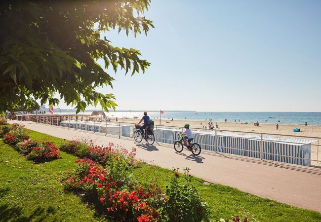 Appartement à La Baule-Escoublac - Superbe balcon - Vue mer -  Appart pour 2  Appartement à La Baule-Escoublac - Superbe balcon - Vue mer -  Appart pour 2