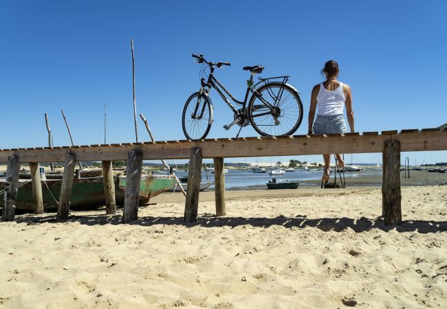 Appartement à Arès - Vacances en duo - 1.7km du Port - Arès Appartement à Arès - Vacances en duo - 1.7km du Port - Arès