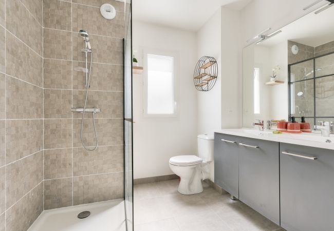 Maison à Andernos-les-Bains - Jolie maison avec terrasse à Andernos-les-bains Maison à Andernos-les-Bains - Jolie maison avec terrasse à Andernos-les-bains