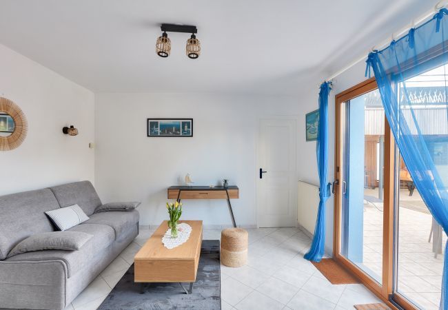 Maison à Erquy - La maison bleue -  Erquy - Piscine couverte Maison à Erquy - La maison bleue -  Erquy - Piscine couverte