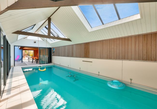 Maison à Erquy - La maison bleue -  Erquy - Piscine couverte Maison à Erquy - La maison bleue -  Erquy - Piscine couverte