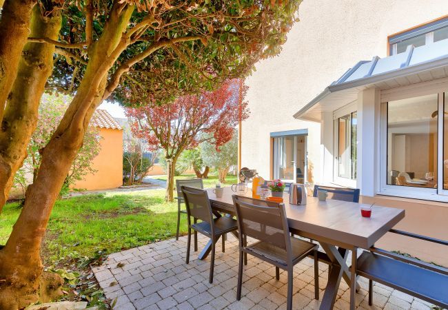 Maison à Les Sables-d´Olonne - Maison pour 8 avec jardin aux Sables d'Olonne Maison à Les Sables-d´Olonne - Maison pour 8 avec jardin aux Sables d'Olonne