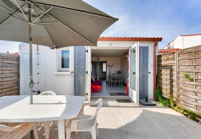 Maison à Longeville-sur-Mer - Maison avec terrasse pour 5 - Calme et plage Maison à Longeville-sur-Mer - Maison avec terrasse pour 5 - Calme et plage