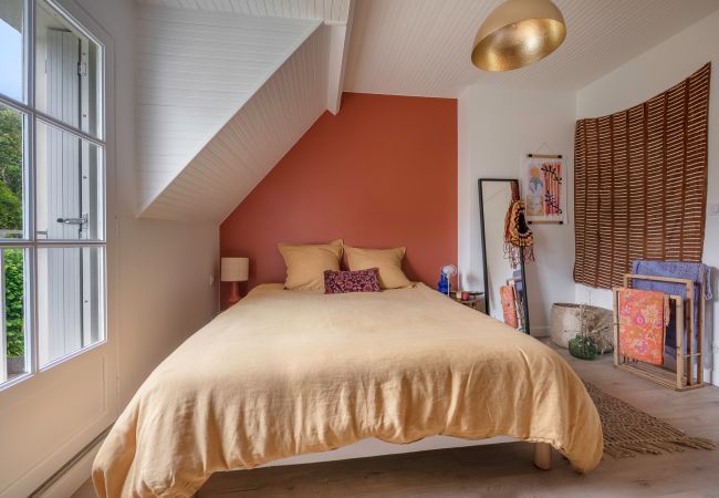 Maison à Piriac-sur-Mer - Maison pour 8 - Piscine chauffée - 100m de la plage Maison à Piriac-sur-Mer - Maison pour 8 - Piscine chauffée - 100m de la plage