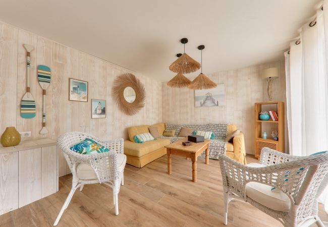 Maison à Arradon - Maison pour 8 avec piscine à 500m de la plage Maison à Arradon - Maison pour 8 avec piscine à 500m de la plage