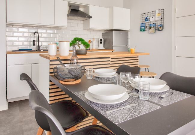 Appartement à Bénodet - Vue mer - À 160m de la plage - Appart pour 4 Appartement à Bénodet - Vue mer - À 160m de la plage - Appart pour 4