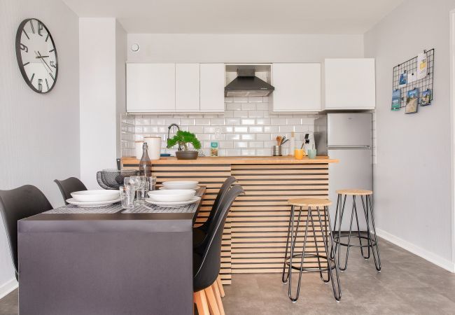 Appartement à Bénodet - Vue mer - À 160m de la plage - Appart pour 4 Appartement à Bénodet - Vue mer - À 160m de la plage - Appart pour 4