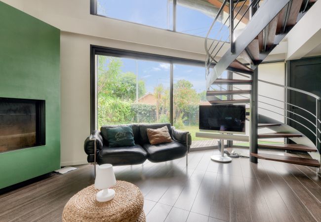 Maison à Andernos-les-Bains - 950m plage - Maison architecte 4 adultes - 4 enfants Maison à Andernos-les-Bains - 950m plage - Maison architecte 4 adultes - 4 enfants