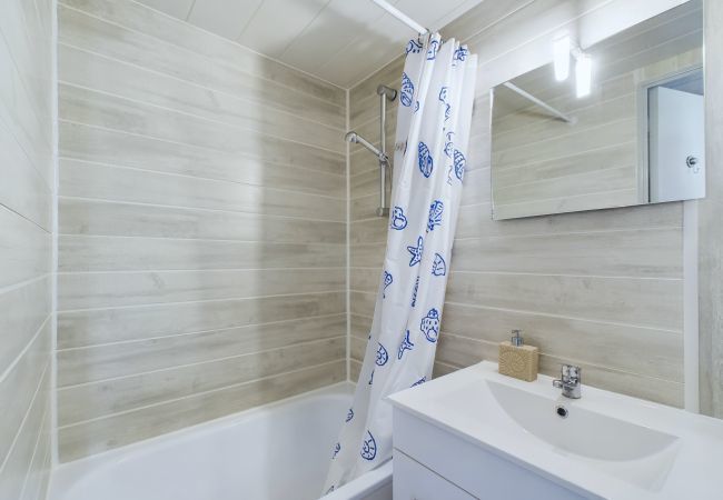 Appartement à Saint-Hilaire-de-Riez - À 150m de la Corniche, appart mezzanine pour 4 Appartement à Saint-Hilaire-de-Riez - À 150m de la Corniche, appart mezzanine pour 4