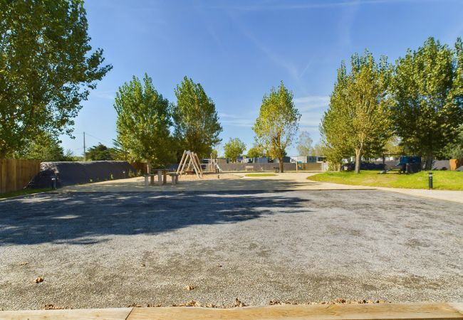 Chalet à Saint-Gilles-Croix-de-Vie - Chalet pour 4 - 900m plage - Domaine avec piscine Chalet à Saint-Gilles-Croix-de-Vie - Chalet pour 4 - 900m plage - Domaine avec piscine