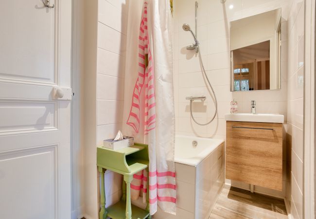 Maison à Dinard - À 400m de la plage, maison ancienne pour 4 Maison à Dinard - À 400m de la plage, maison ancienne pour 4