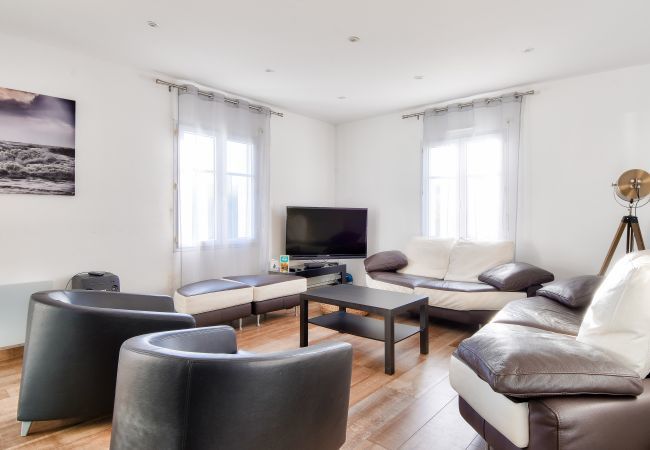 Maison à La Guérinière - 340m des plages - Maison avec jardin pour 12 Maison à La Guérinière - 340m des plages - Maison avec jardin pour 12