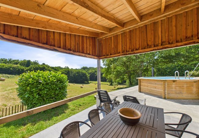 Maison à Rouffignac-Saint-Cernin-de-Reilhac - Au coeur de la Dordogne, maison pour 6, piscine