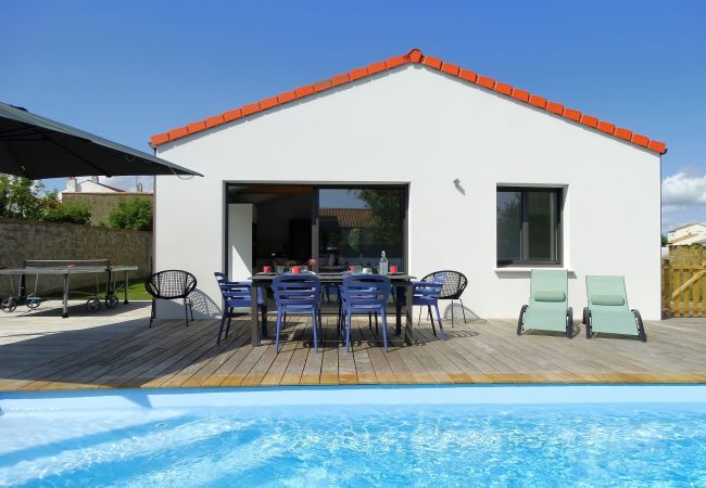 Maison à Saint-Hilaire-de-Riez - Maison 6 avec piscine chauffée  à St-Hilaire Maison à Saint-Hilaire-de-Riez - Maison 6 avec piscine chauffée  à St-Hilaire