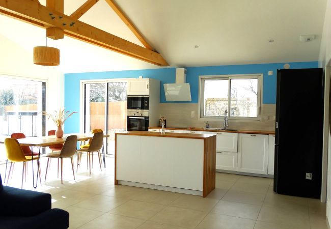 Maison à Saint-Hilaire-de-Riez - Maison 6 avec piscine chauffée  à St-Hilaire Maison à Saint-Hilaire-de-Riez - Maison 6 avec piscine chauffée  à St-Hilaire