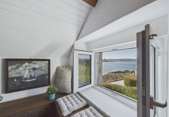 Appartement à Plouguerneau - Vue mer - Maison avec  jardin pour 2  Appartement à Plouguerneau - Vue mer - Maison avec  jardin pour 2
