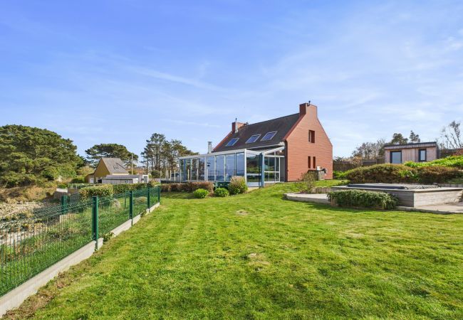 Villa à Plouguerneau - Superbe villa à Plouguerneau les pieds dans l'eau Villa à Plouguerneau - Superbe villa à Plouguerneau les pieds dans l'eau