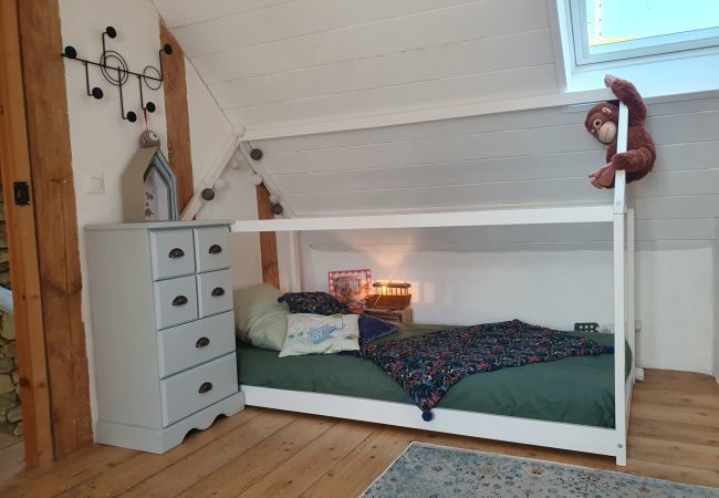 Maison à Guissény - Jolie maison en pierre avec  jardin arboré pour 6 Maison à Guissény - Jolie maison en pierre avec  jardin arboré pour 6