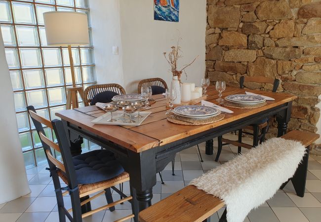 Maison à Guissény - Jolie maison en pierre avec  jardin arboré pour 6 Maison à Guissény - Jolie maison en pierre avec  jardin arboré pour 6